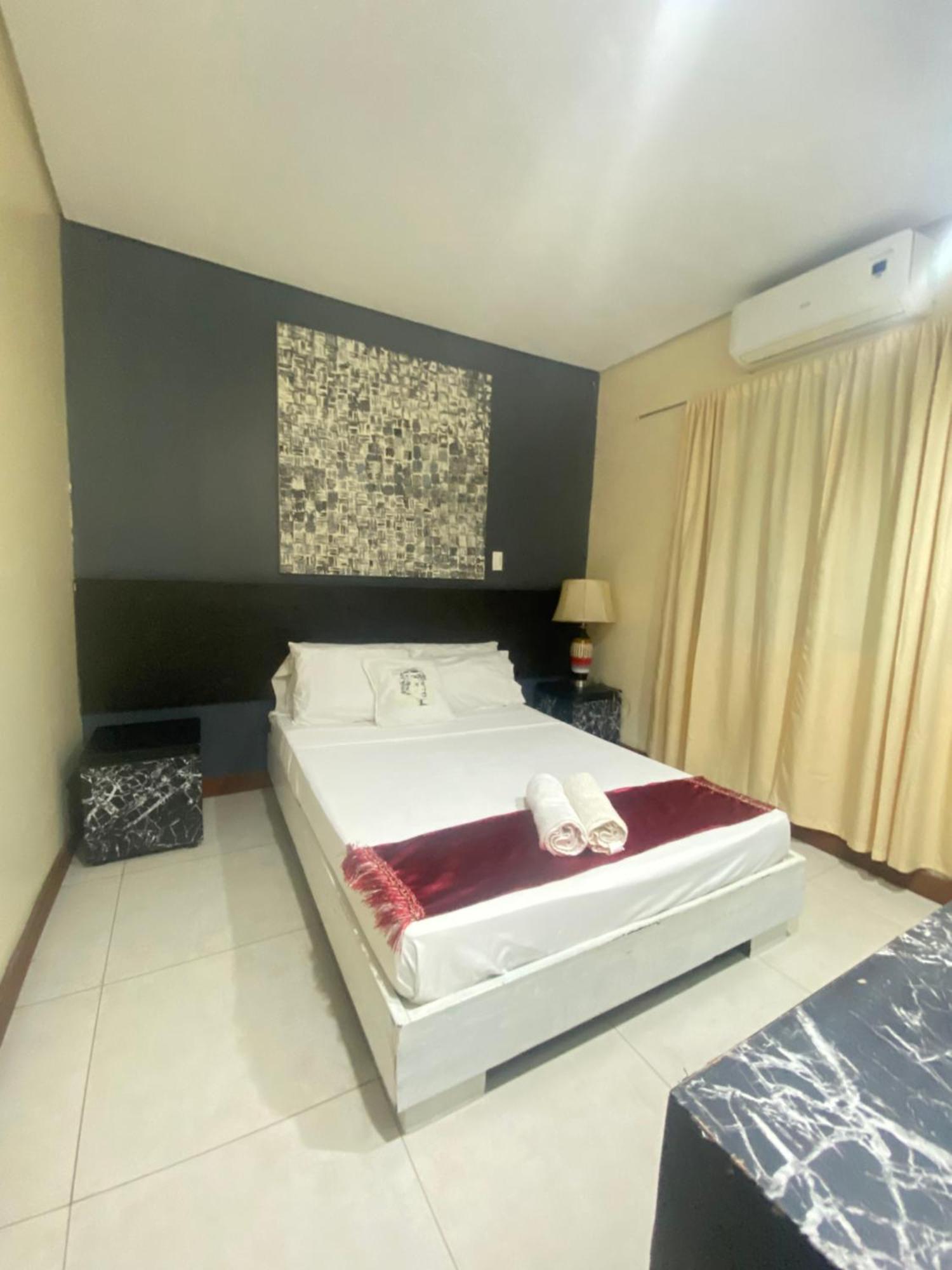 Coron Town Traveller'S Dormitory Экстерьер фото