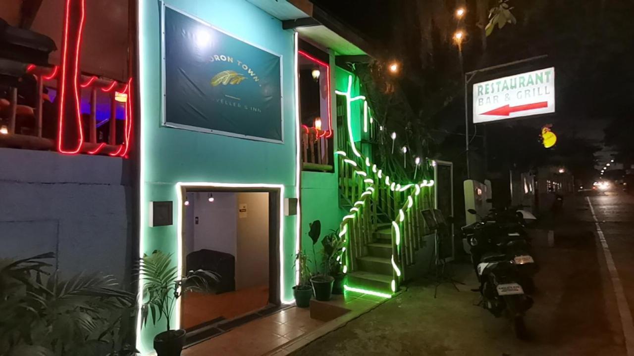 Coron Town Traveller'S Dormitory Экстерьер фото