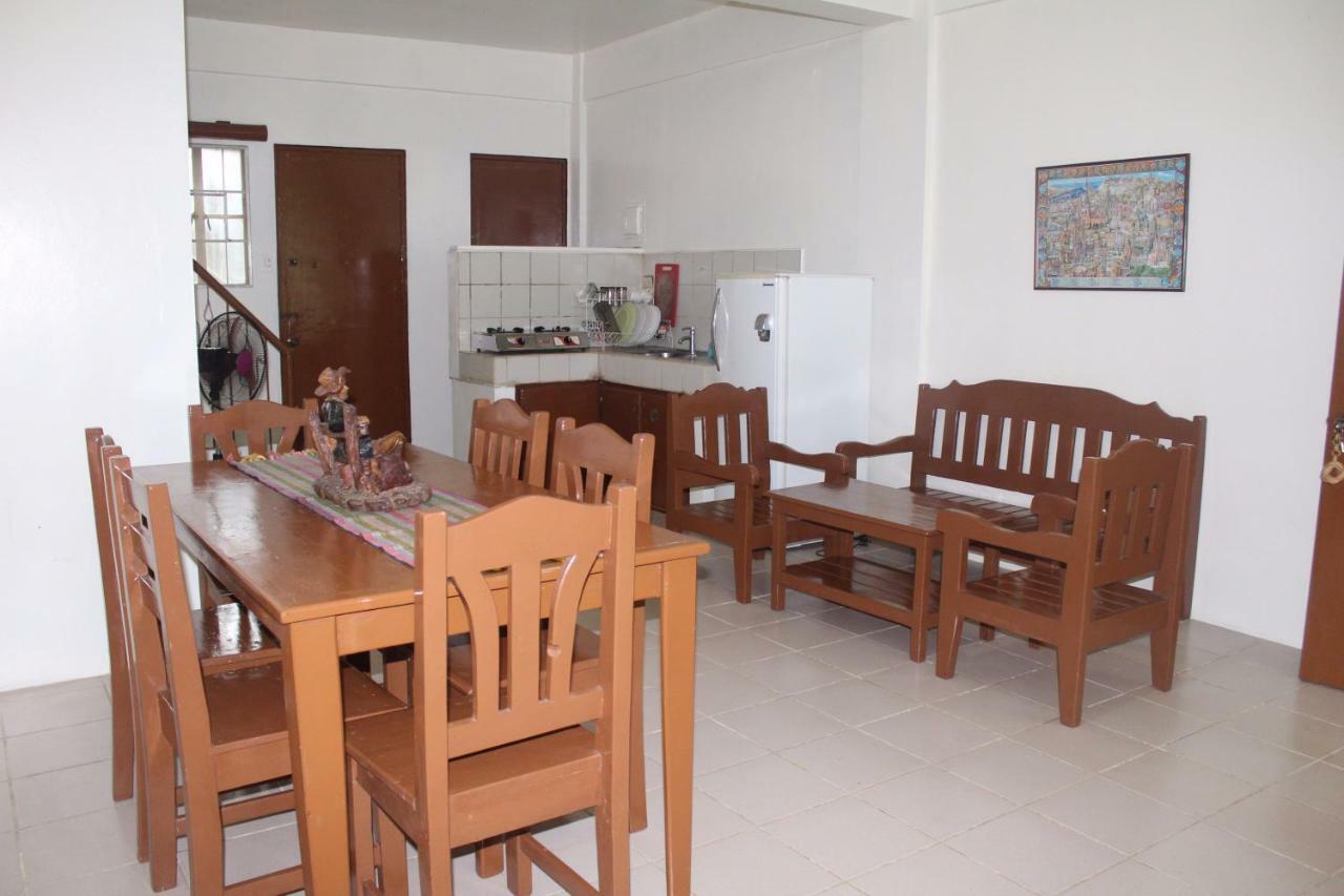 Coron Town Traveller'S Dormitory Экстерьер фото