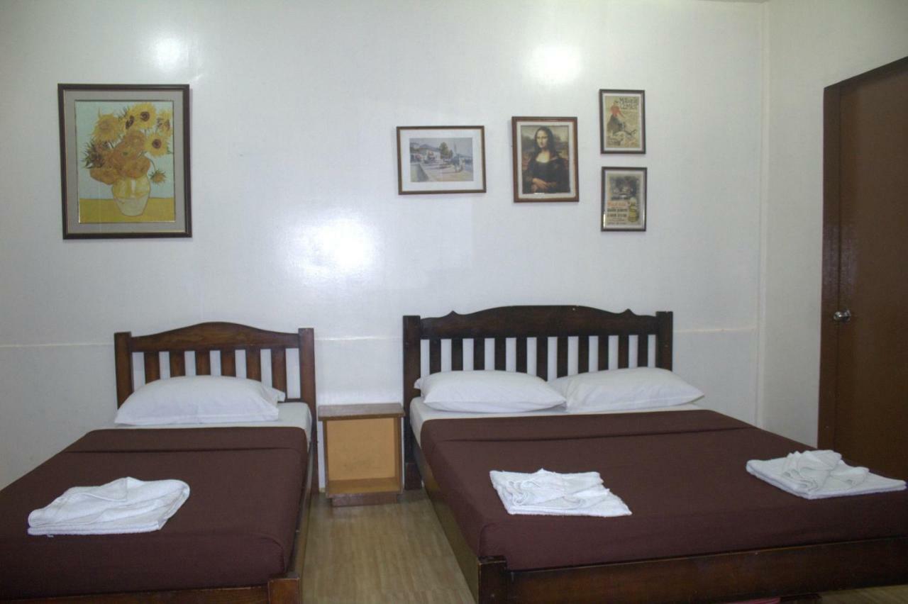 Coron Town Traveller'S Dormitory Экстерьер фото