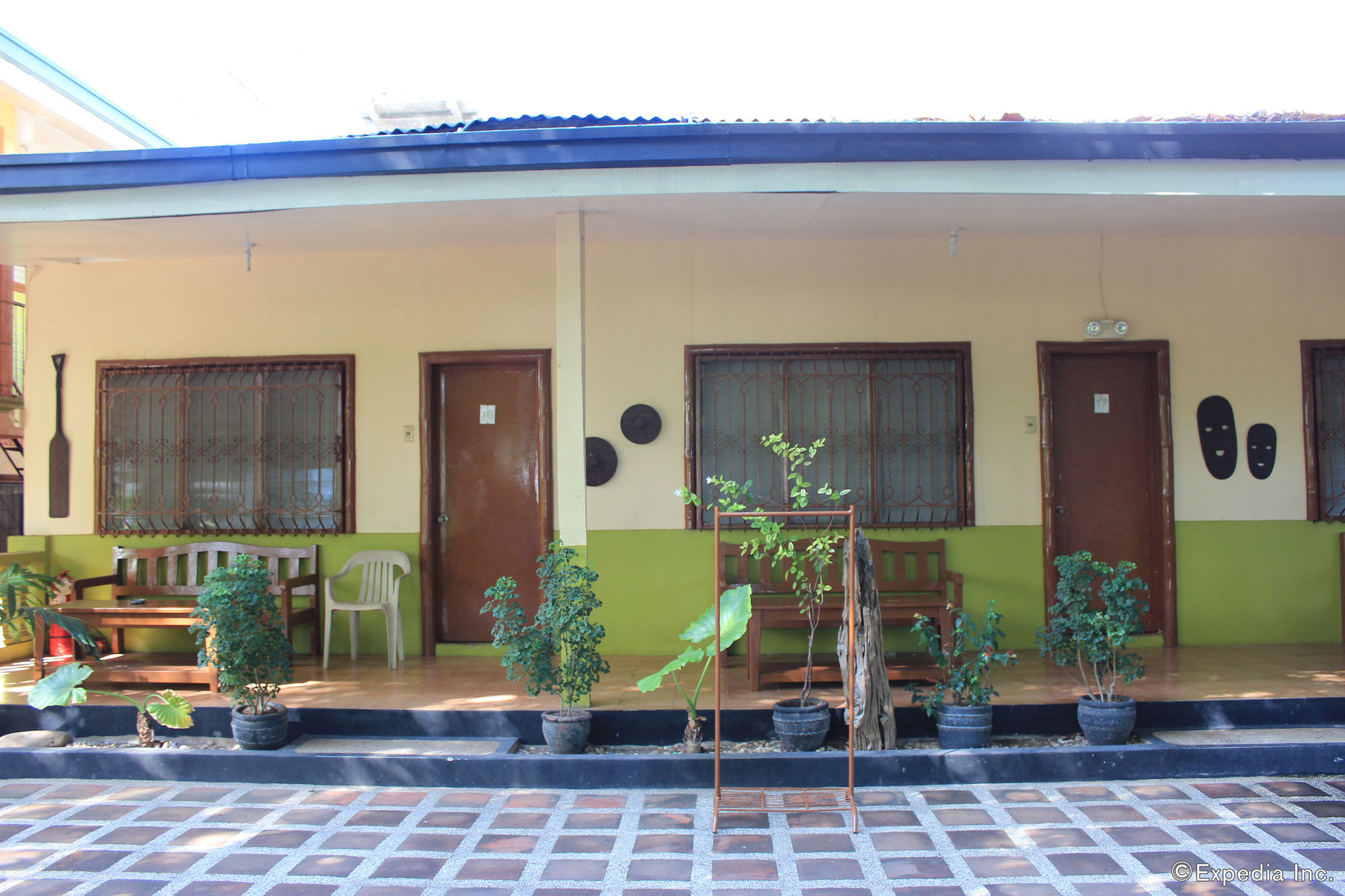 Coron Town Traveller'S Dormitory Экстерьер фото